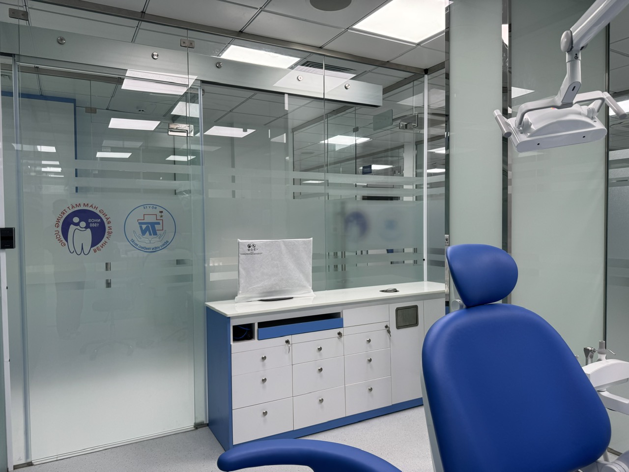 Tại sao thiết kế tủ dụng cụ là xương sống của phòng nha khoa Tại sao thiết kế tủ dụng cụ là xương sống của phòng nha khoa