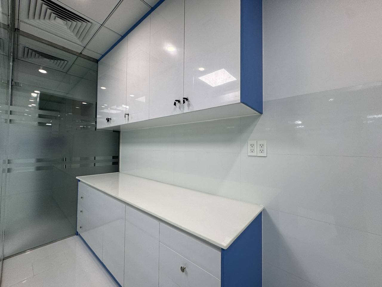 Xu hướng thiết kế tủ dụng cụ nha khoa năm 2026 Xu hướng thiết kế tủ dụng cụ nha khoa năm 2026